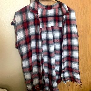 Never worn cute distressed emo flannel perfect for summer